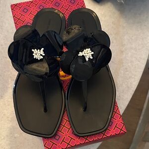 Brand new in box Tory Burch flower jelly
